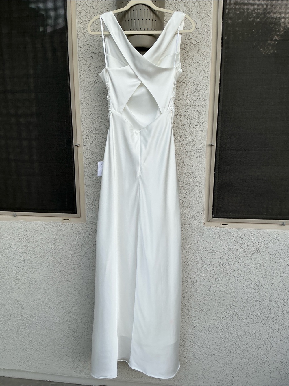 NWT Lulu’s Effortlessly Sensational White Satin Backless Maxi Wedding Dress L XL - Picture 5 of 11